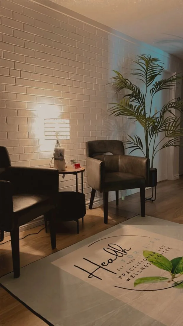 Reception and waiting area inside the Feet & Life clinic
